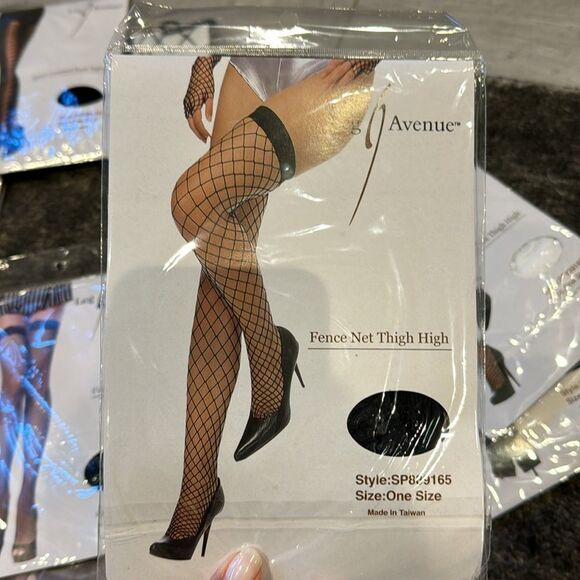 ALL FOR 40 DOLLARS (ONE SIZE) - Picture 5 of 10